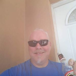 Meet your Posher, Howard